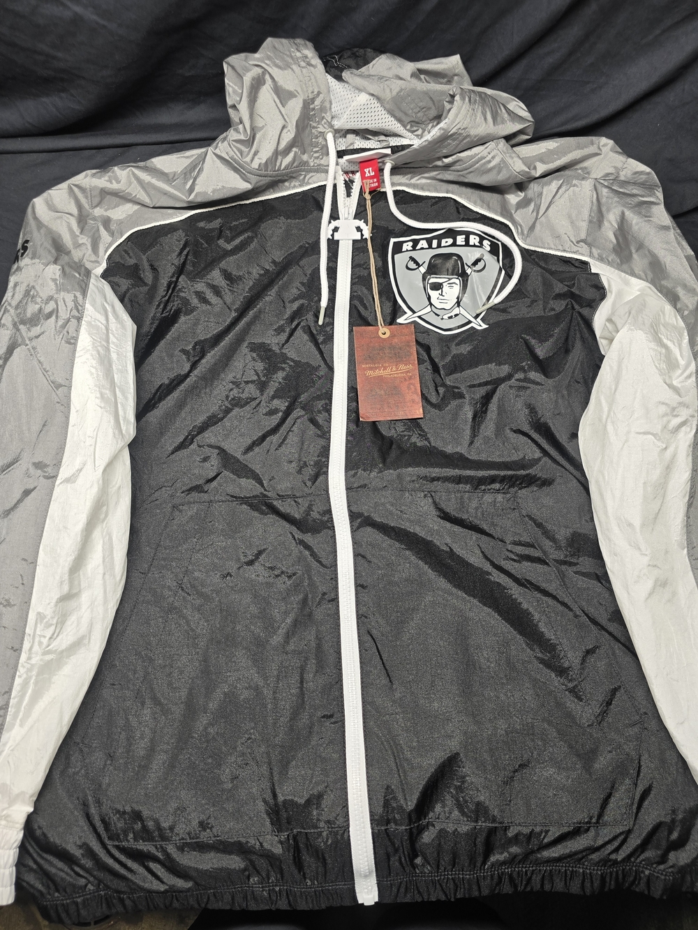 NFL Riders by Lee Women's Black & Gray Windbreaker Jacket